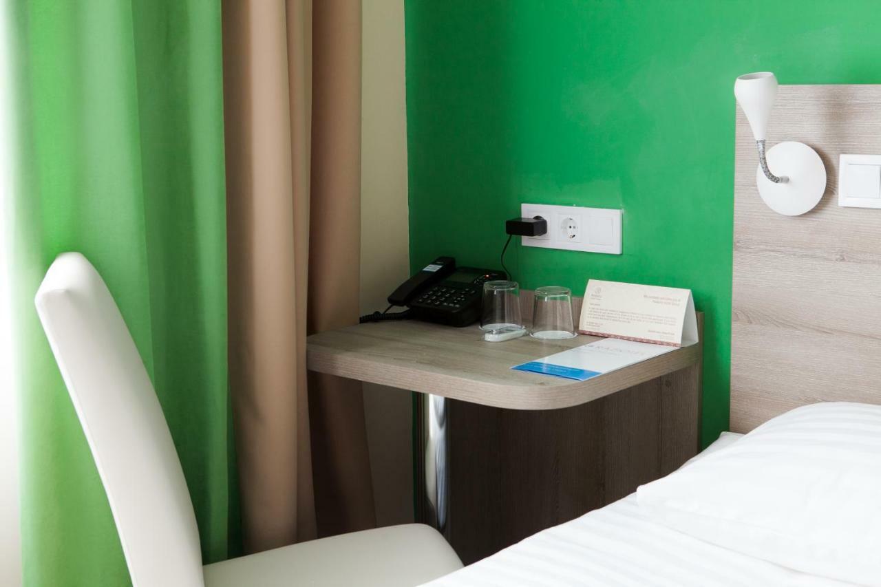 Raziotel Kyiv Yamska Buitenkant foto