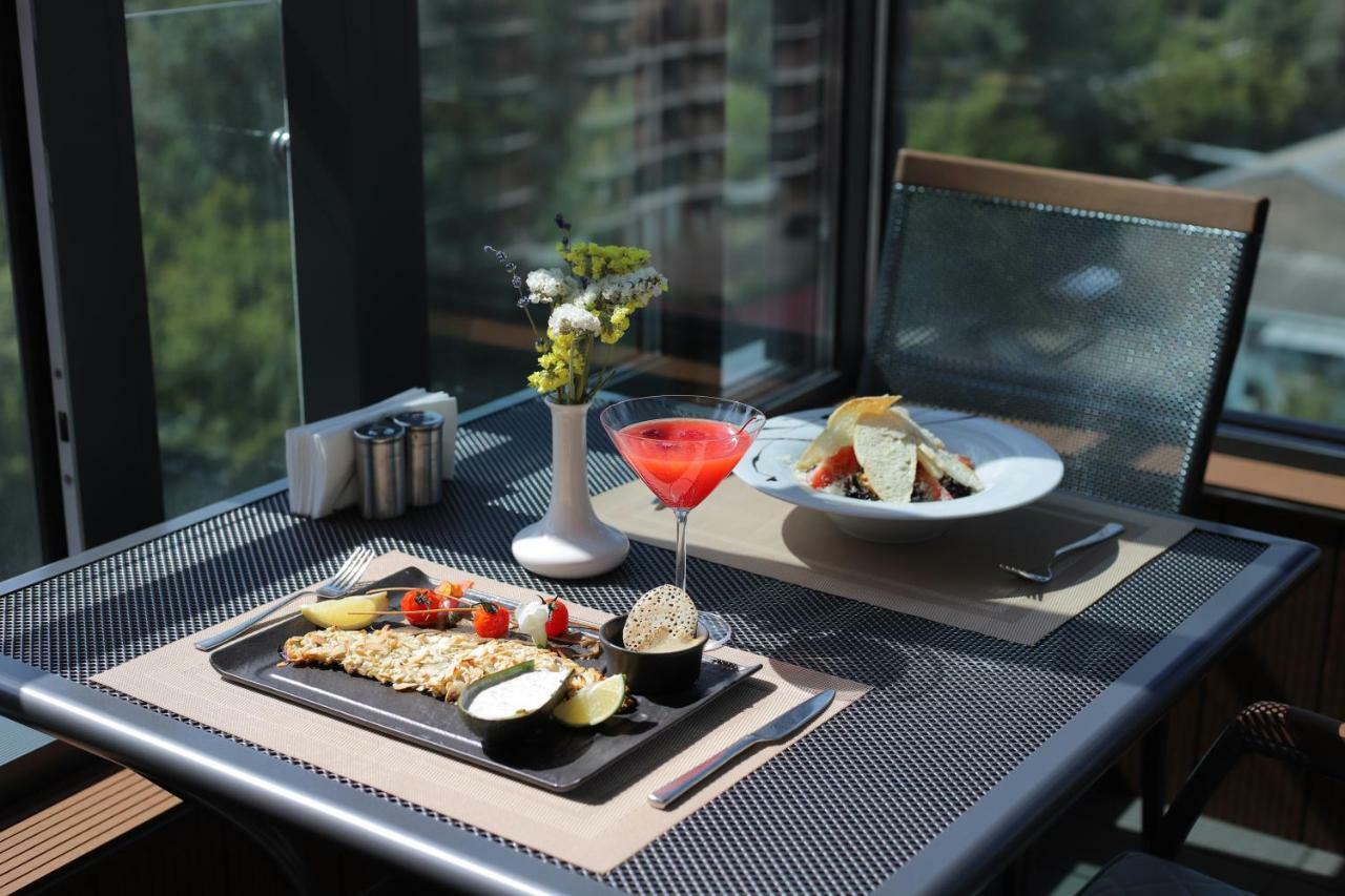 Raziotel Kyiv Yamska Buitenkant foto